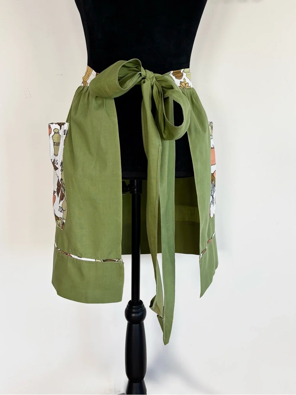Vintage Handmade Half Apron with Vegetable Print Pockets